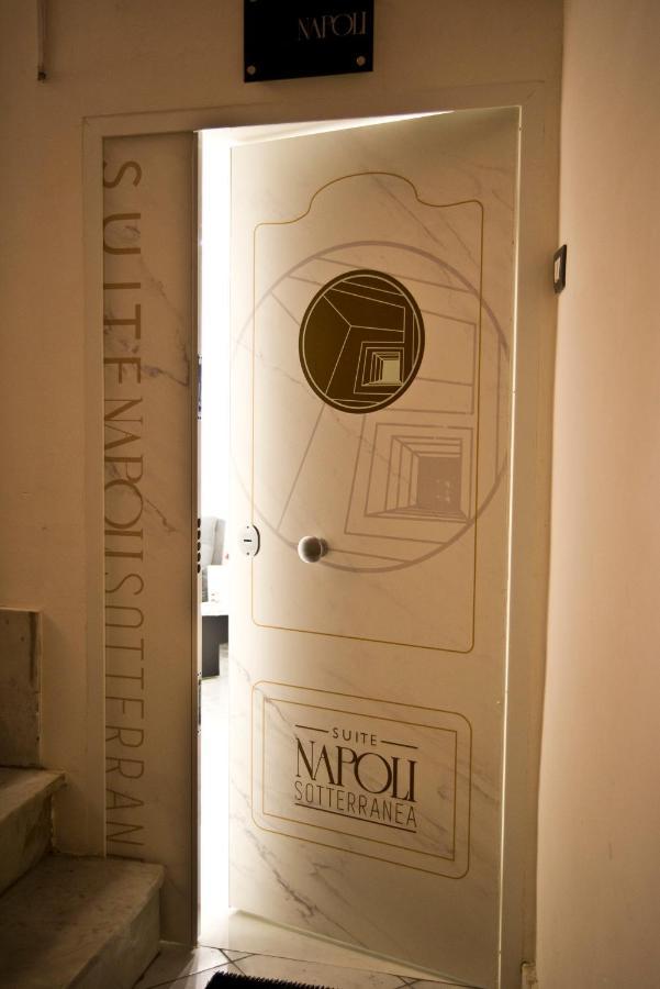 Suite Napoli Sotterranea Con Jacuzzi ภายนอก รูปภาพ
