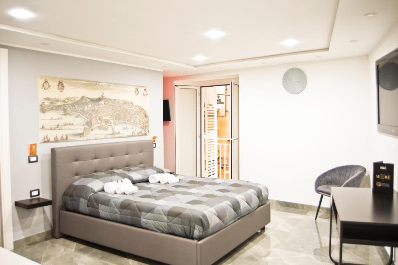 Suite Napoli Sotterranea Con Jacuzzi ภายนอก รูปภาพ